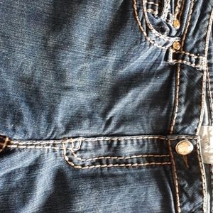 Womens LA Idol Jeans. 42”/32” like new